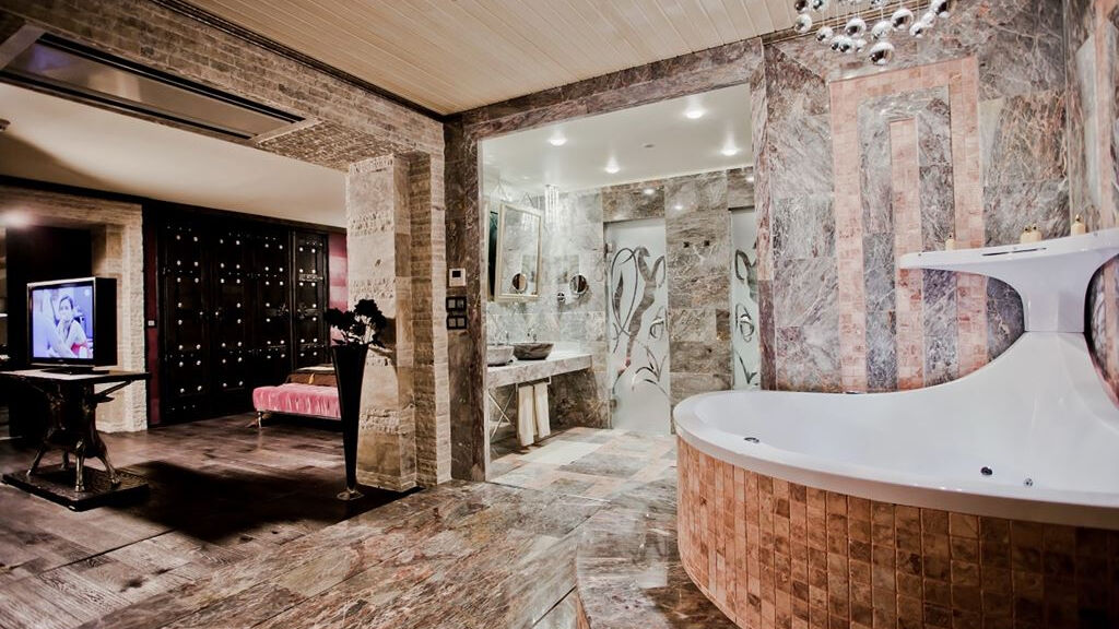 Hotel Royal Castle Design & Spa
