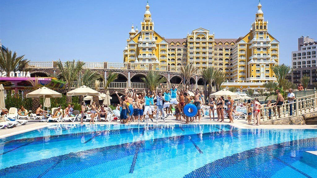 Royal Holiday Palace