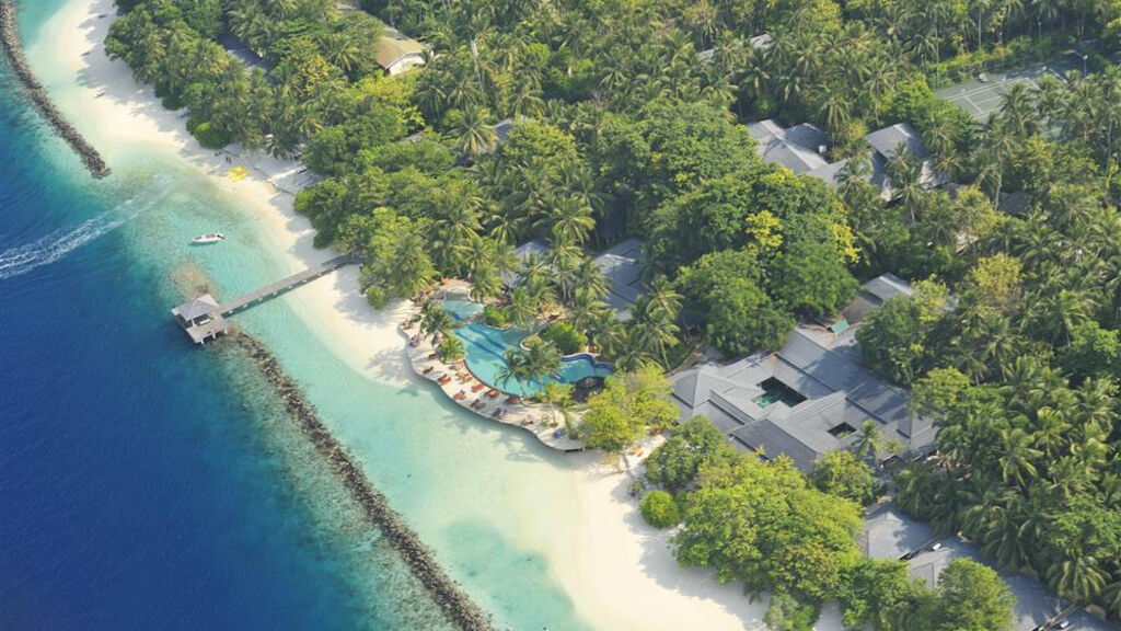 Royal Island Resort & Spa