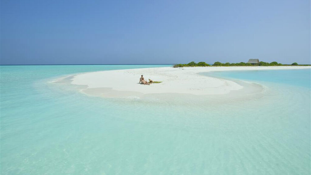 Royal Island Resort & Spa