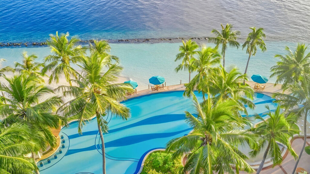 Royal Island Resort & Spa