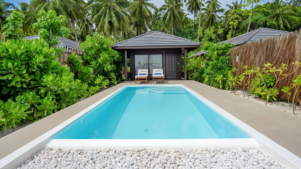 Royal Island Resort & Spa