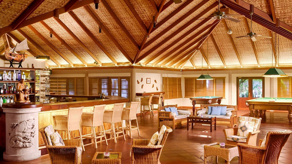 Royal Island Resort & Spa