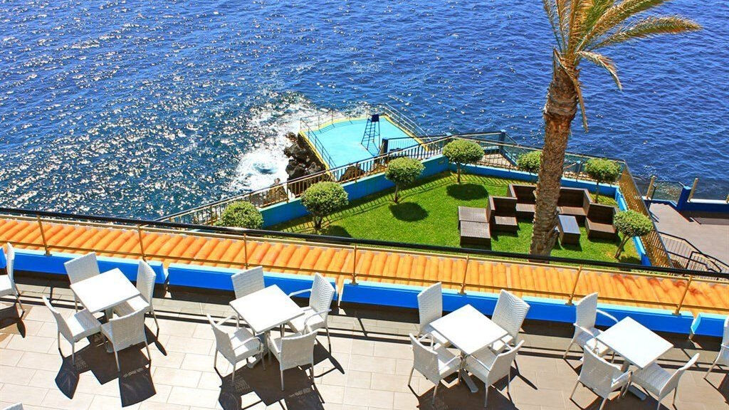 Royal Orchid/Rocamar