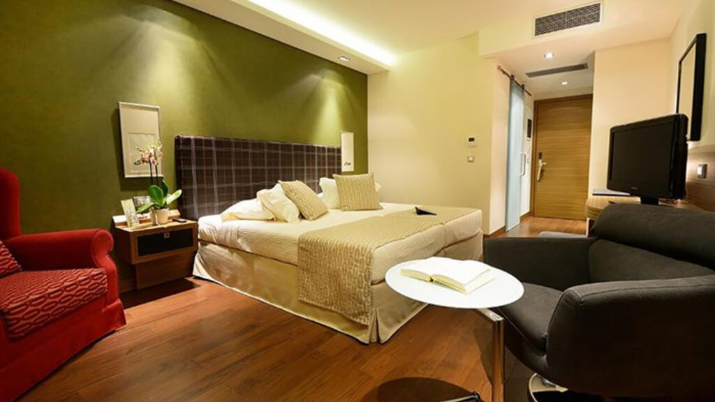 Royal Paradise Beach Resort & Spa