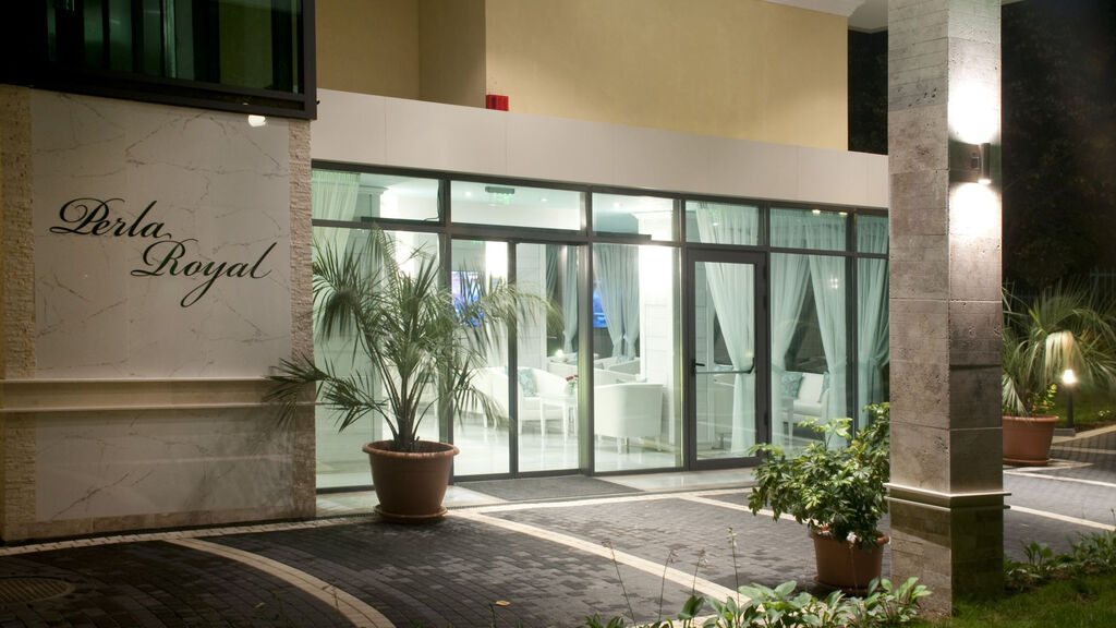 Royal Perla