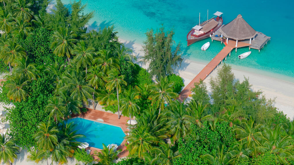 Safari Island Resort & Spa