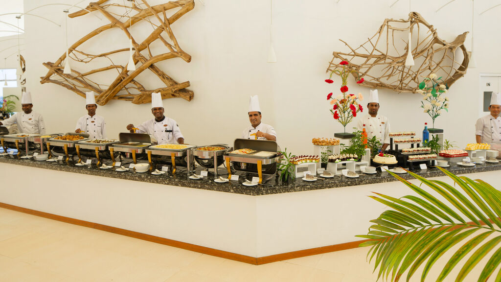 Safari Island Resort & Spa