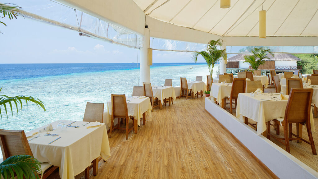 Safari Island Resort & Spa