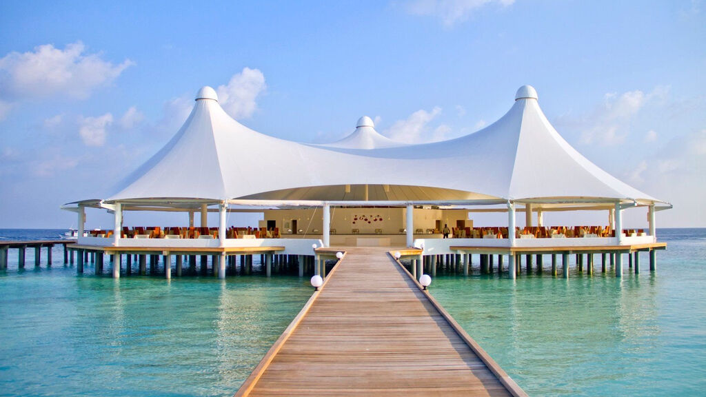 Safari Island Resort