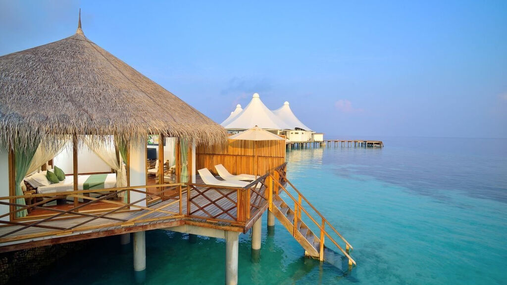 Safari Island Resort