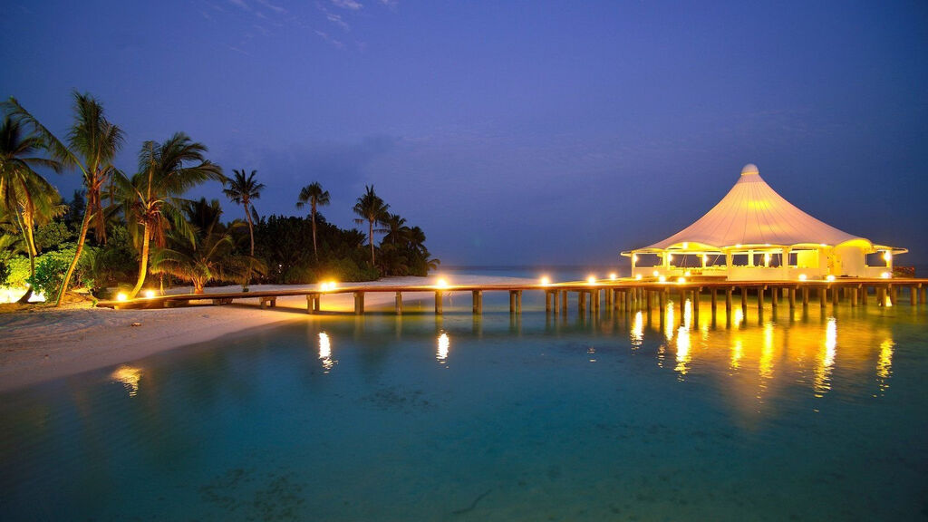 Safari Island Resort