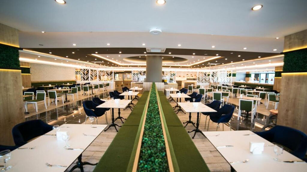 Sailors Beach Club
