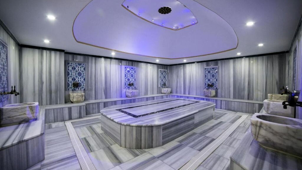 Sailors Beach Club