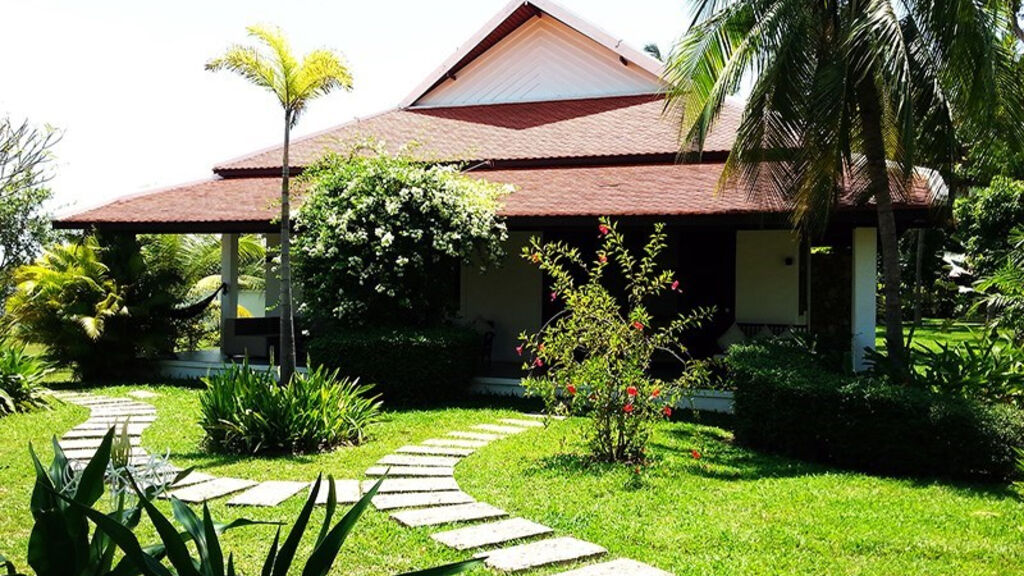 Samanea Beach Resort & Spa
