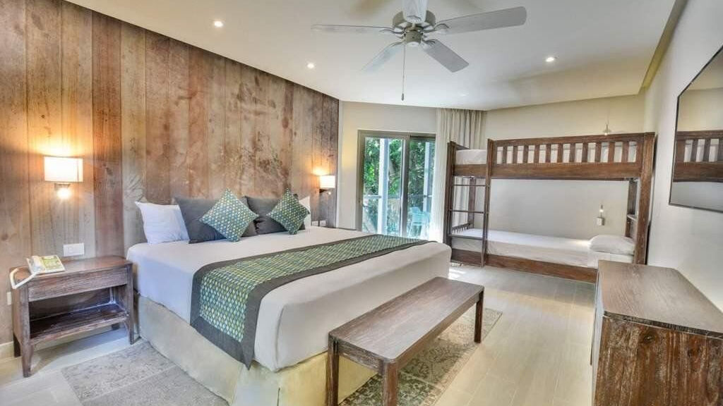 Sandos Caracol Eco Resort