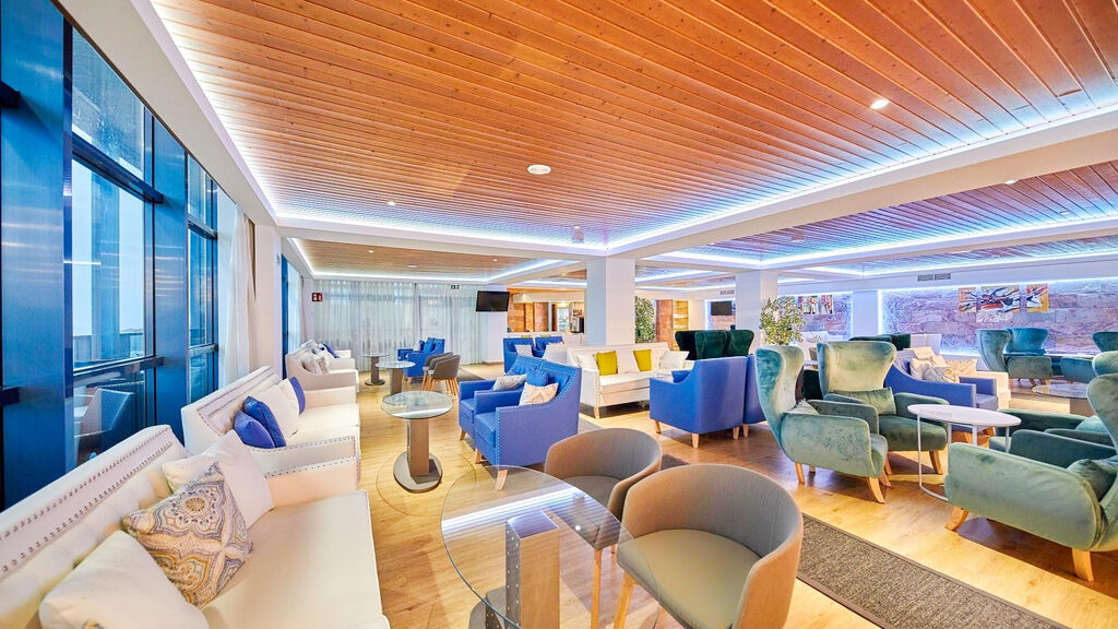 Sandos Papagayo Beach Resort