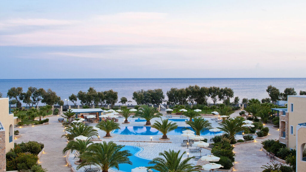 Santo Miramare Resort