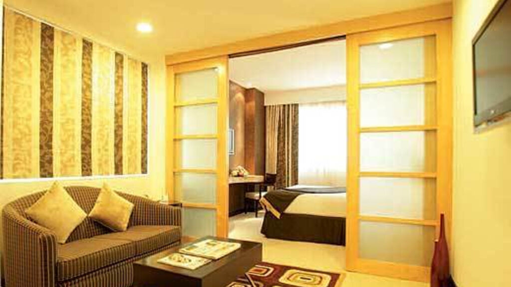 Savoy Suites