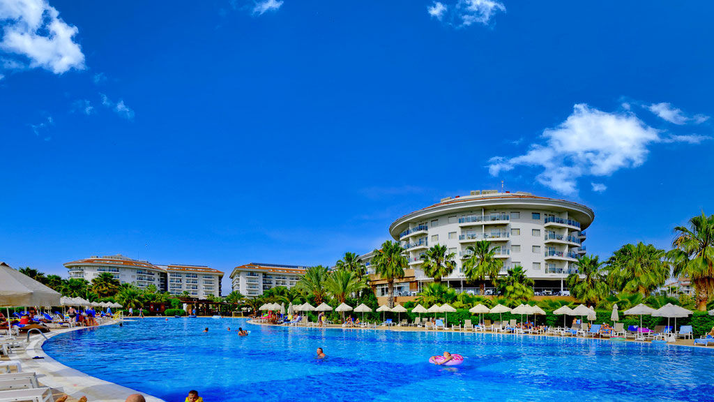 Seaden Sea World Resort & Spa