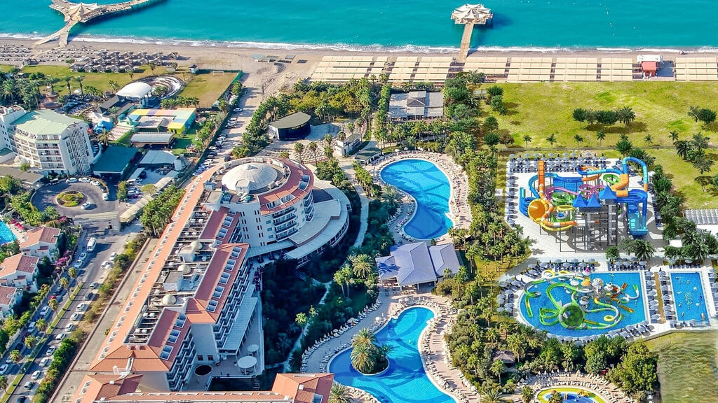 Sea World Resort & Spa