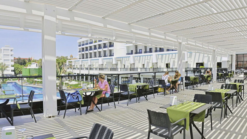 Seaden Valentine Resort & Spa