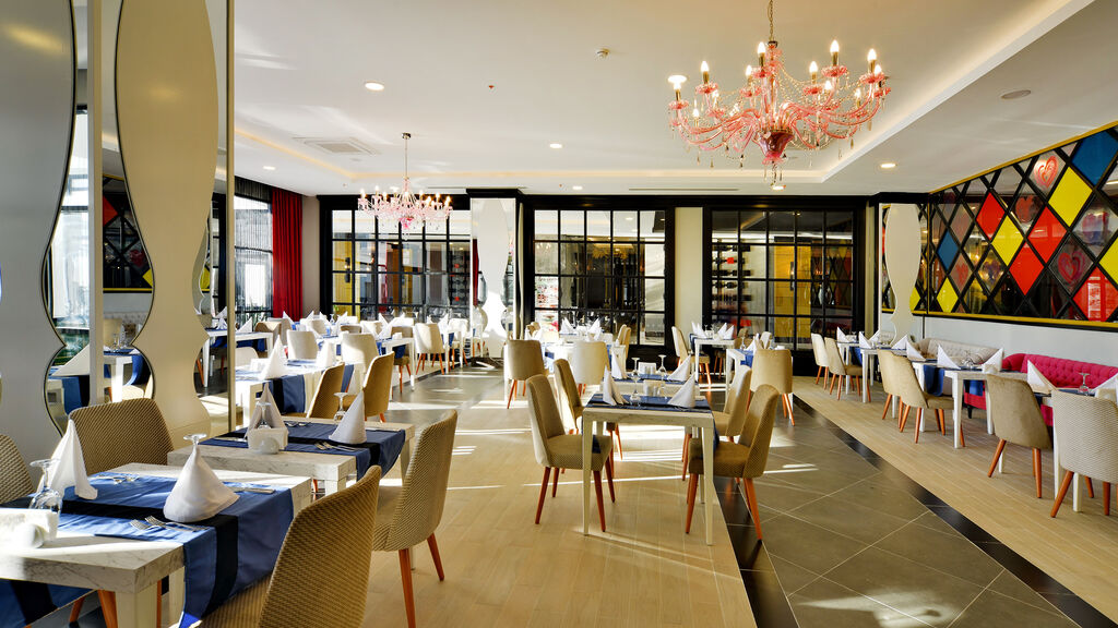 Seaden Valentine Resort & Spa