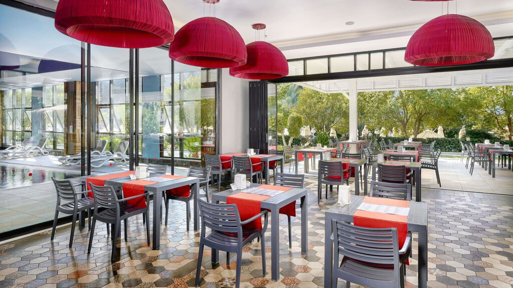 Seaden Valentine Resort & Spa