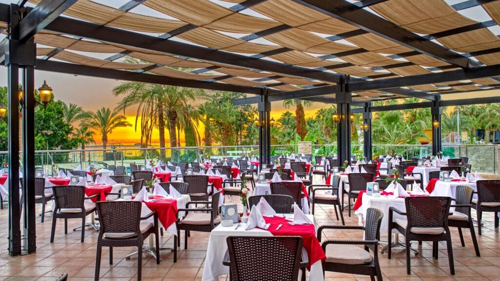 Sealife Buket Resort