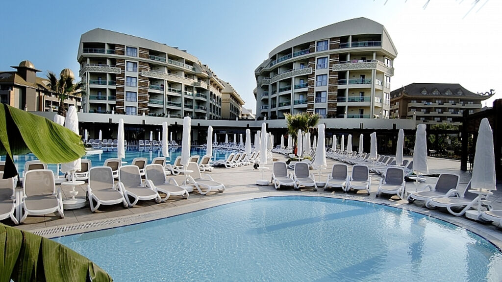 Seamelia Resort & Spa