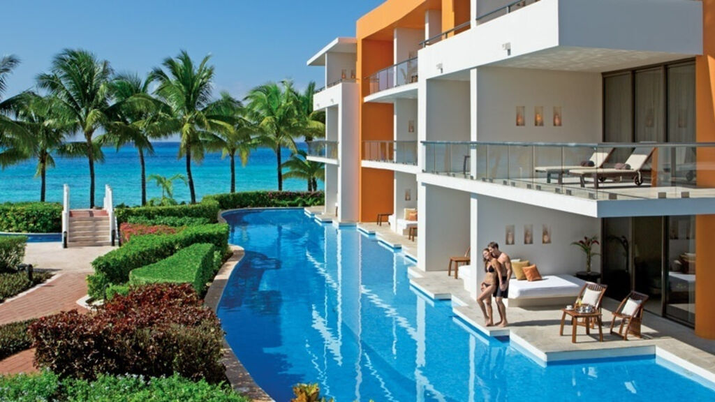 Secrets Aura Cozumel
