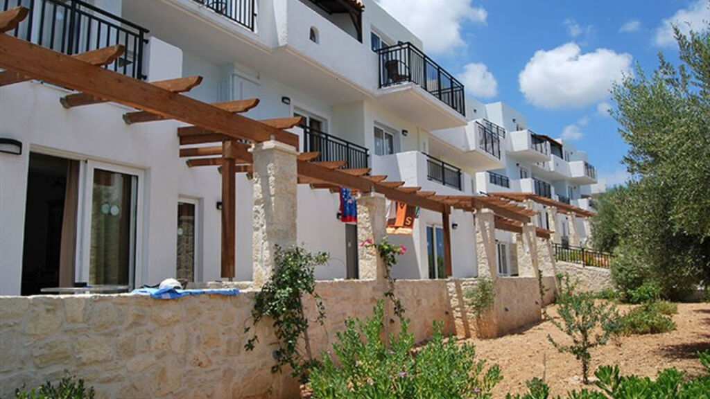 Semiramis Village