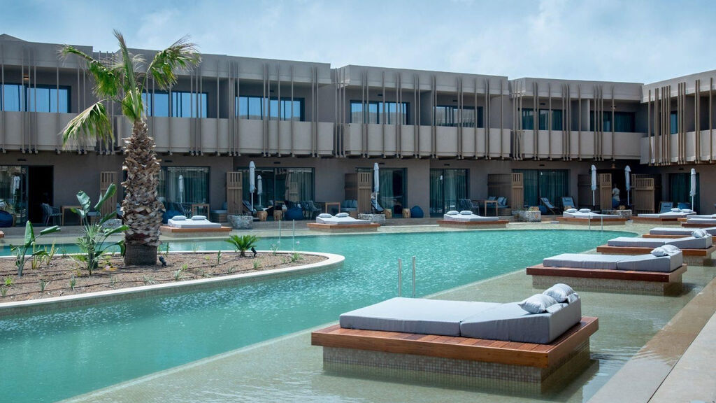 Senseana Sea Side Resort & Aquadventure
