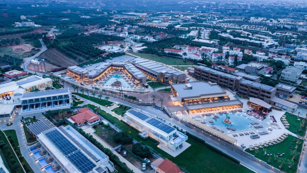 Senseana Sea Side Resort & Aquadventure