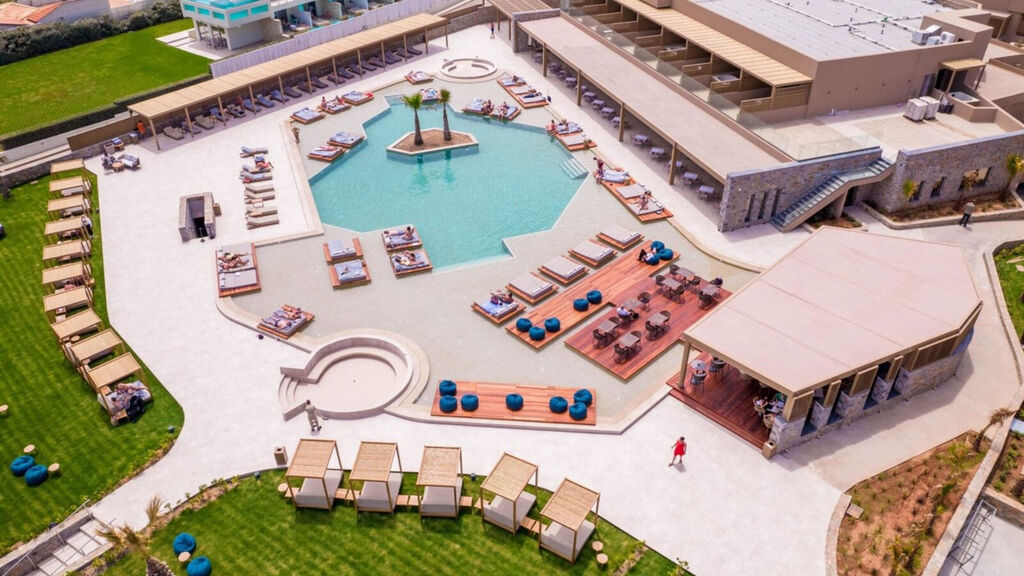 Senseana Sea Side Resort & Aquadventure