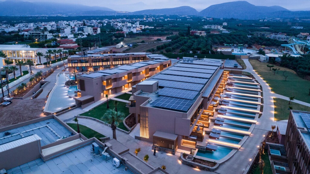 Senseana Sea Side Resort & Aquadventure