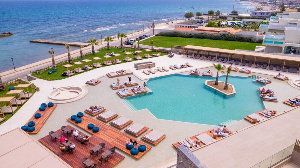 Senseana Sea Side Resort & Aquadventure