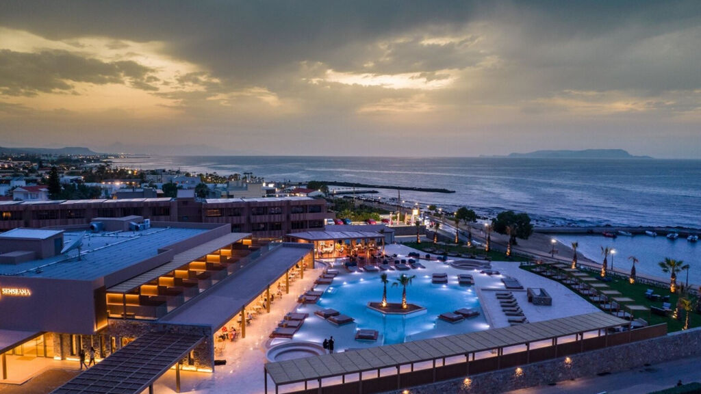 Senseana Sea Side Resort & Aquadventure