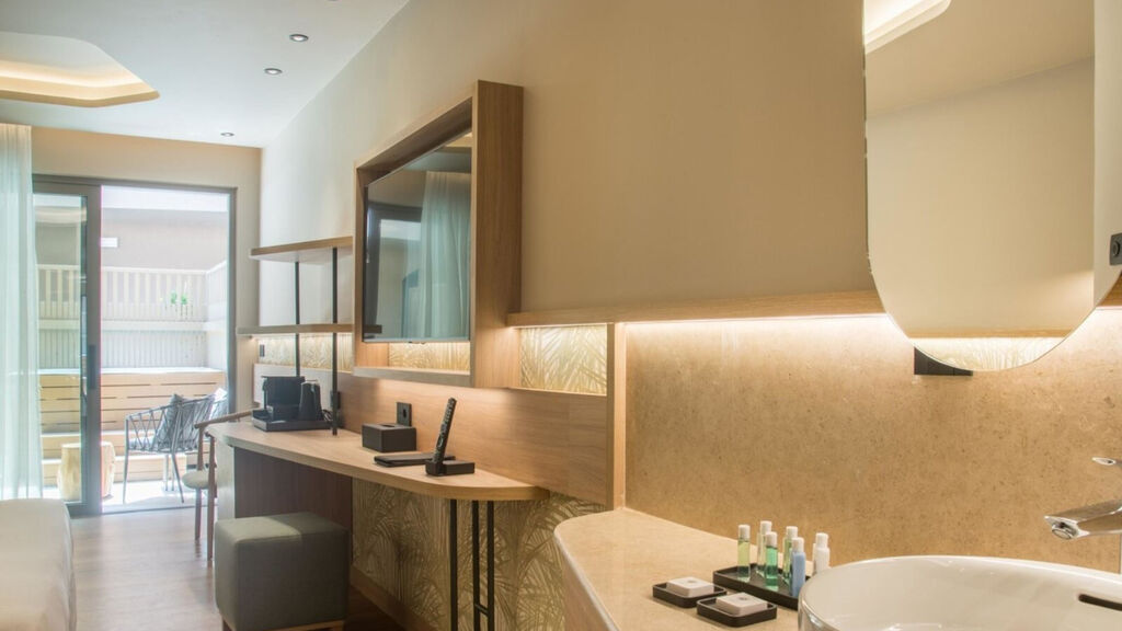 Senseana Sea Side Resort & Aquadventure