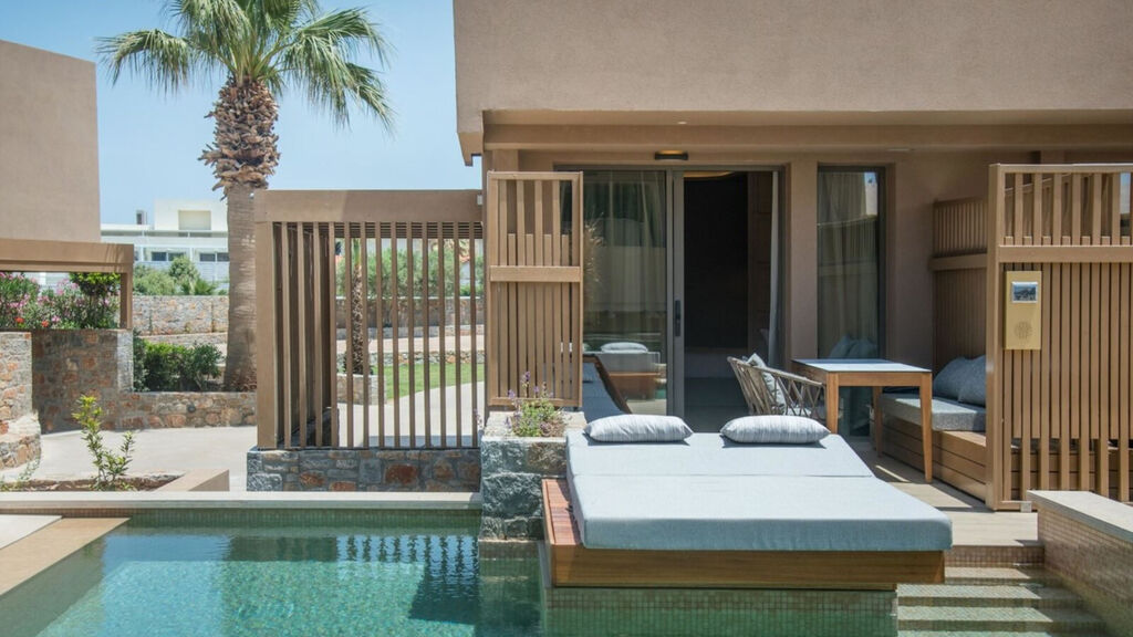 Senseana Sea Side Resort & Aquadventure