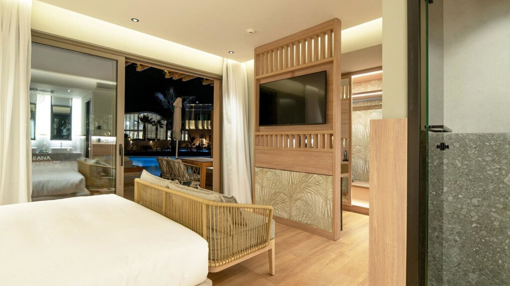 Senseana Sea Side Resort & Aquadventure