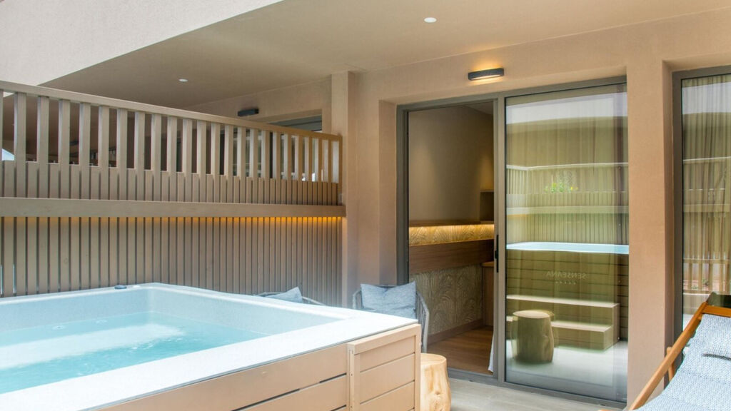 Senseana Sea Side Resort & Aquadventure