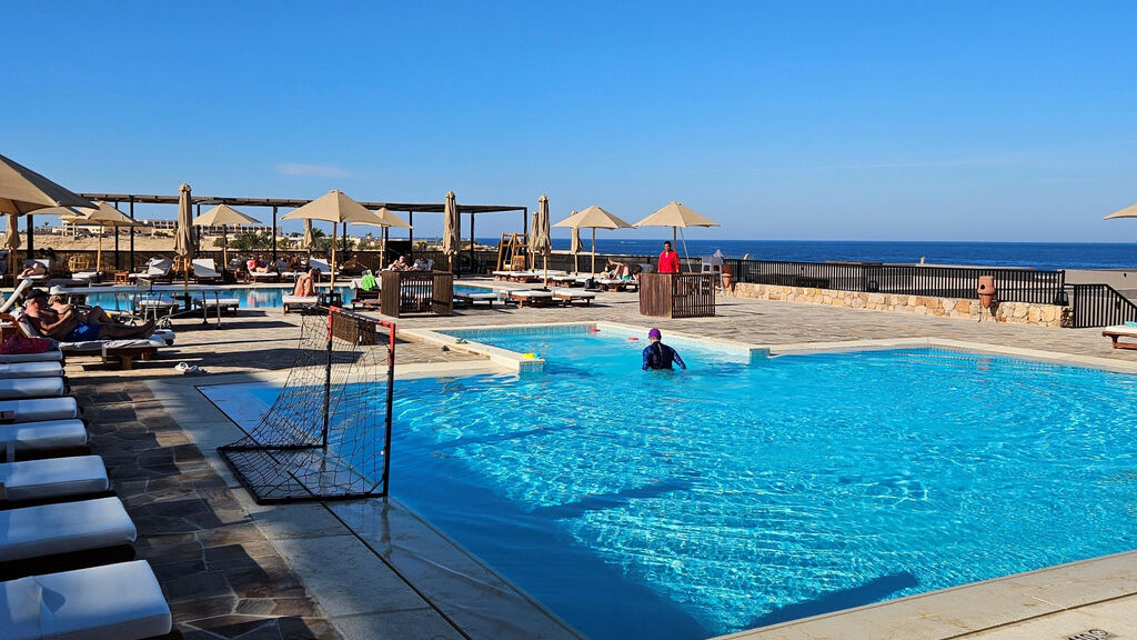 Sentido Naga Bay