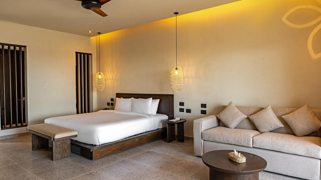 Sentido Naga Bay