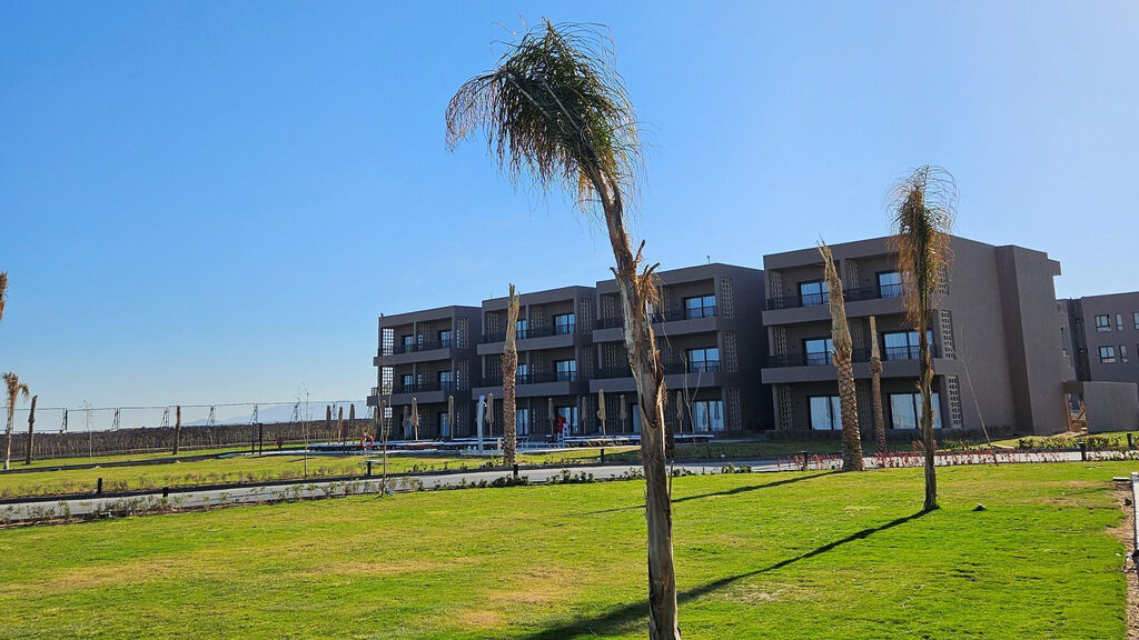 Sentido Naga Bay