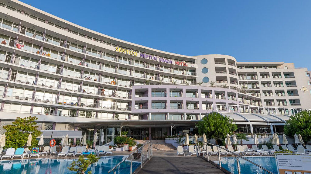 Sentido Neptun Beach