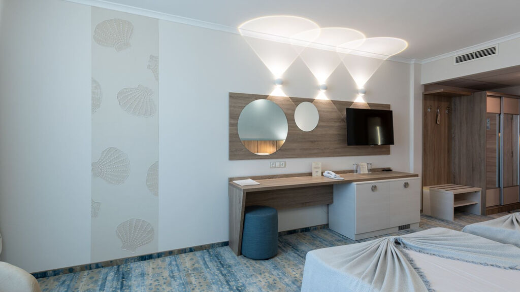 Sentido Neptun Beach