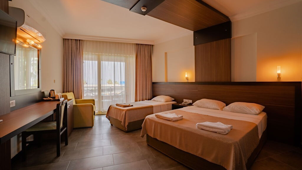 Senza Hotels Grand Santana