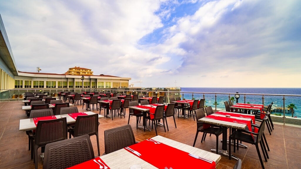 Senza Hotels Grand Santana