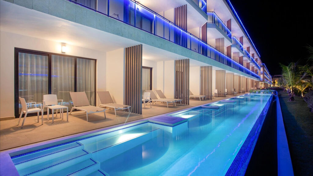 Serenade Punta Cana Beach & Spa Resort